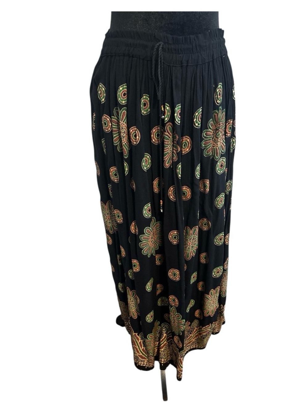 Vintage Boho India Free Size Maxi Skirt Black Green Gold